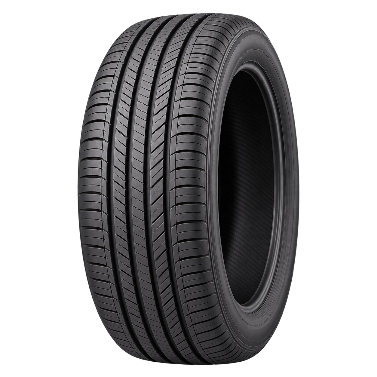Neumático referencial Goodyear 205/60R15, uso Touring radial. Modelo y dibujo exactos por confirmar.